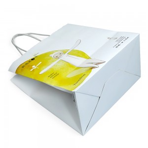 Бяла крафт хартиена чанта с персонализирано лого за пазаруване